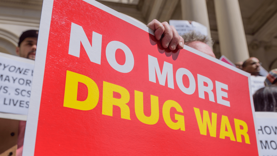 End ‘war on drugs’ and promote policies rooted in human rights: UN experts